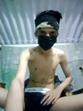 HannanKhan25 online show from February 2026 07:14:01 PM