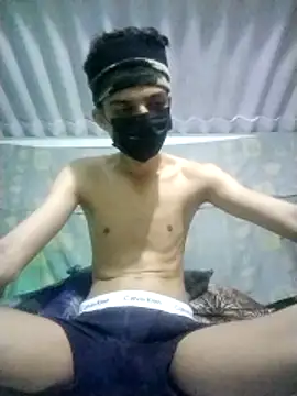 HannanKhan25 online show from February 2026 07:24:02 PM