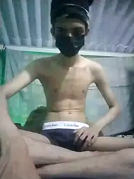 Snapshot of HannanKhan25 chatting on October 2025 07:33:01 PM HannanKhan25 online show from October 2025 07:33:01 PM