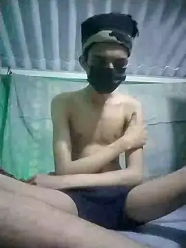Snapshot of HannanKhan25 chatting on October 2025 08:54:01 PM HannanKhan25 online show from October 2025 08:54:01 PM