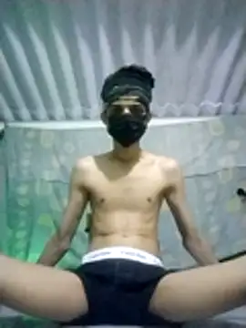 HannanKhan25 online show from February 2026 07:48:02 PM