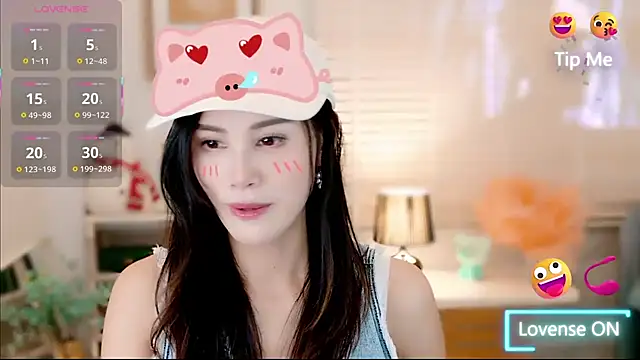 LunaBelle1984 online show from November 2025 03:12:02 PM