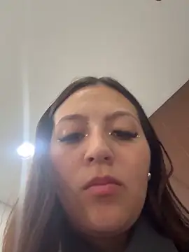 MELODY  06 online show from November 2025 01:04:02 PM