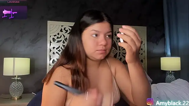 Amyblack   online show from October 2025 01:04:02 AM