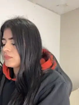 Kariina  69 online show from November 2025 04:05:02 AM