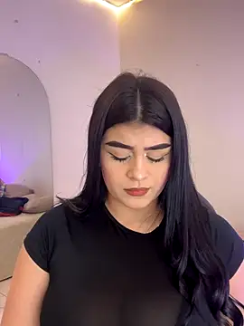 Kariina  69 online show from November 2025 03:21:02 AM