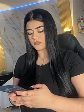 Snapshot of Kariina__69 chatting on February 2026 12:33:02 AM Kariina 69 online show from February 2026 12:33:02 AM