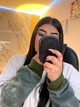 Snapshot of Kariina__69 chatting on January 2026 03:35:01 AM Kariina 69 online show from January 2026 03:35:01 AM