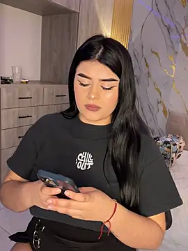 Kariina  69 online show from March 2026 09:09:01 PM