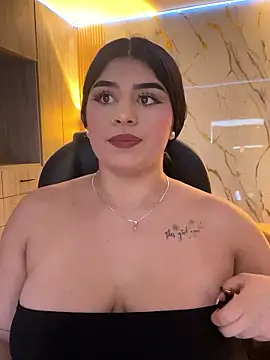 Snapshot of Kariina__69 chatting on January 2026 03:46:01 AM Kariina 69 online show from January 2026 03:46:01 AM