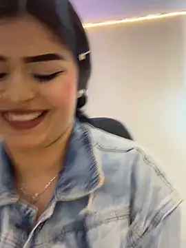 Snapshot of Kariina__69 chatting on October 2025 03:08:01 AM Kariina 69 online show from October 2025 03:08:01 AM