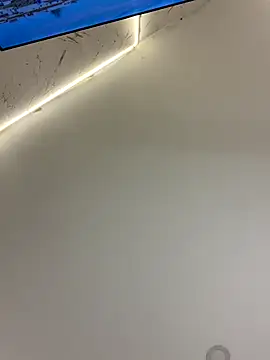 Kariina  69 online show from December 2025 03:02:01 AM