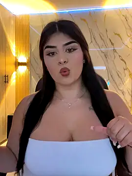 Snapshot of Kariina__69 chatting on January 2026 03:43:01 AM Kariina 69 online show from January 2026 03:43:01 AM