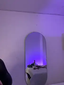 Kariina  69 online show from April 2026 11:12:02 PM