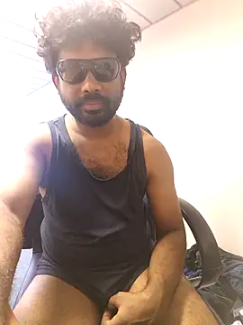 UrbanUtopia online show from April 2026 07:51:01 PM