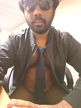 UrbanUtopia online show from April 2026 12:27:01 AM