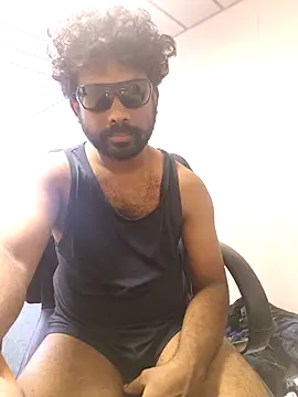 UrbanUtopia online show from April 2026 07:58:02 PM