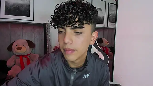 Niick Twink online show from September 2025 07:03:02 PM