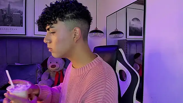 Niick Twink online show from October 2025 07:37:02 PM