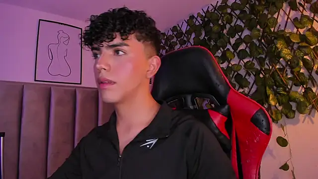 Niick Twink online show from October 2025 03:11:02 AM