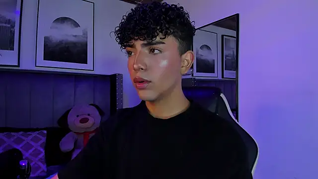 Niick Twink online show from October 2025 07:14:01 PM