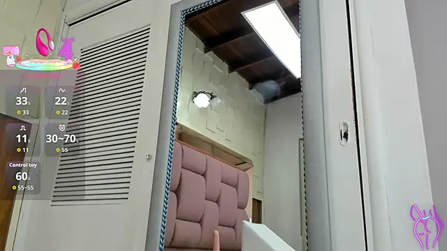 sophiaarenas online show from December 2025 11:46:02 AM