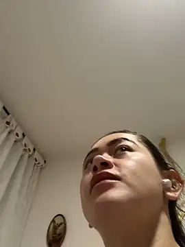 sophiaarenas online show from February 2026 12:11:01 AM