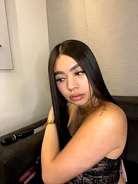 Cristina pinkk online show from November 2025 03:10:02 AM