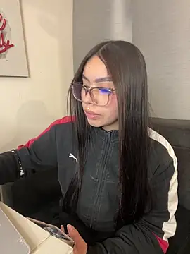 Cristina pinkk online show from November 2025 03:28:02 AM