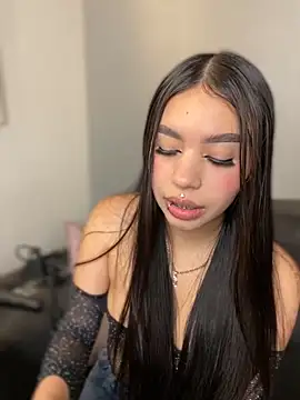 Cristina pinkk online show from November 2025 03:21:01 AM