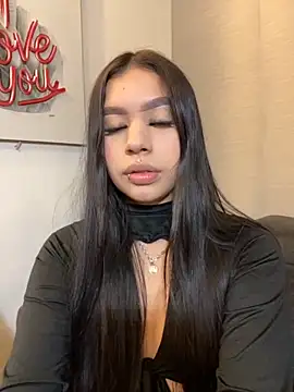 Cristina pinkk online show from November 2025 03:32:02 AM