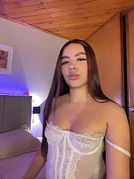 Cristina pinkk online show from April 2026 12:12:01 AM