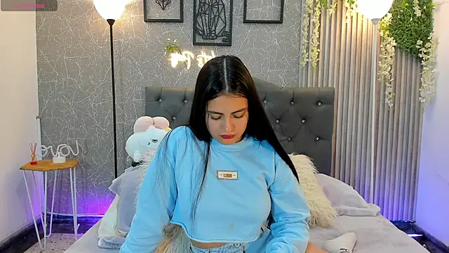 mialeia01 online show from January 2026 01:27:01 PM