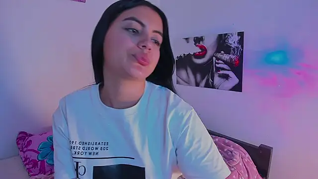 mialeia01 online show from September 2025 06:08:01 PM