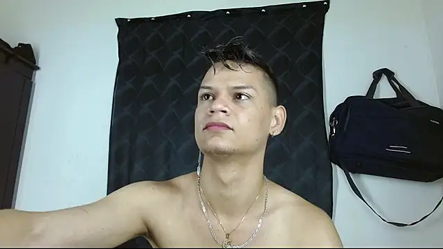 axce1 boy24 online show from October 2025 12:29:02 PM