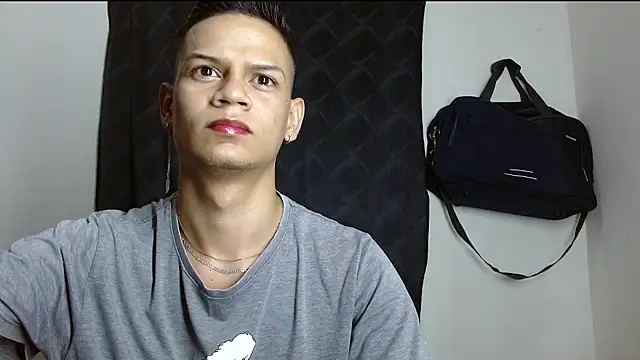 axce1 boy24 online show from October 2025 12:02:02 PM