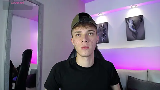 Snapshot of Robbin_Blaze chatting on December 2025 05:08:01 AM Robbin Blaze online show from December 2025 05:08:01 AM