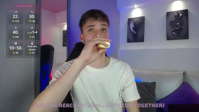 Snapshot of Robbin_Blaze chatting on November 2025 05:06:02 AM Robbin Blaze online show from November 2025 05:06:02 AM