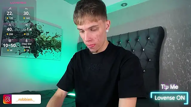 Robbin Blaze online show from March 2026 05:32:01 AM