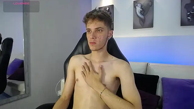 Snapshot of Robbin_Blaze chatting on December 2025 05:06:01 AM Robbin Blaze online show from December 2025 05:06:01 AM