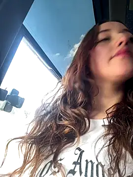 Baby  Otaku online show from November 2025 09:02:01 PM