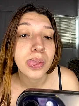 Snapshot of Mia__Gray chatting on November 2025 06:01:02 PM Mia Gray online show from November 2025 06:01:02 PM