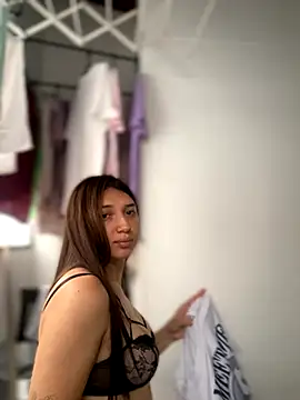 Mia  Gray online show from September 2025 06:41:02 PM