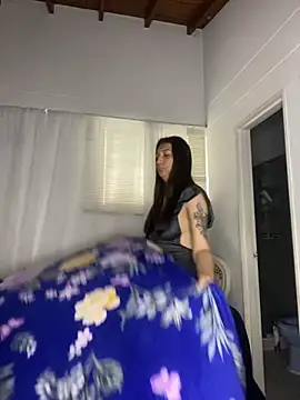 Snapshot of Mia__Gray chatting on November 2025 05:46:01 PM Mia Gray online show from November 2025 05:46:01 PM