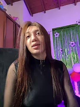 Mia  Gray online show from June 2026 05:22:01 PM