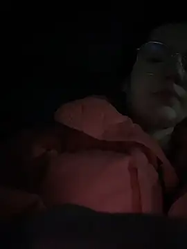 MeekyRich online show from December 2025 01:10:01 AM