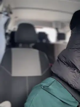 MeekyRich online show from November 2025 03:10:02 AM