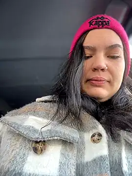 MeekyRich online show from March 2026 02:11:01 AM