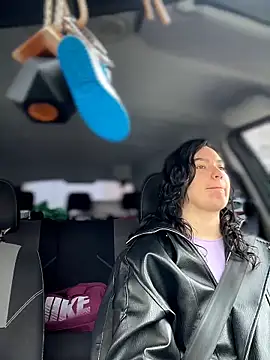 MeekyRich online show from April 2026 03:08:01 AM