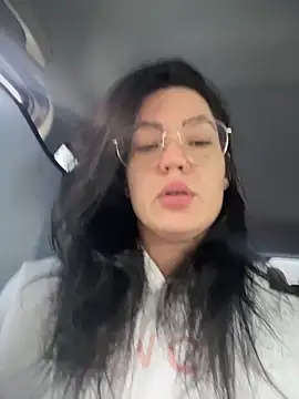 MeekyRich online show from December 2025 03:50:02 AM